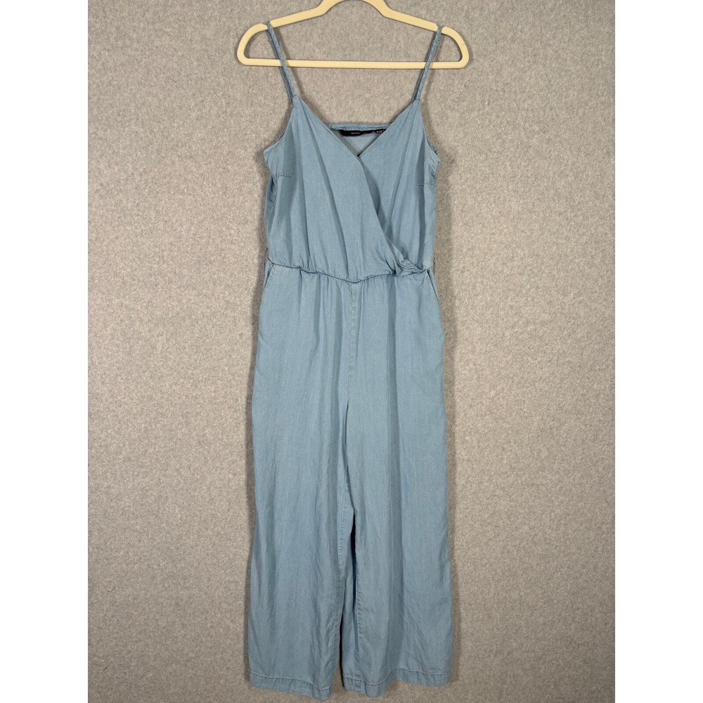Vero Moda‎ Chambray Wrap Jumpsuit Small Wide Leg Crop Tencel Resort Pockets